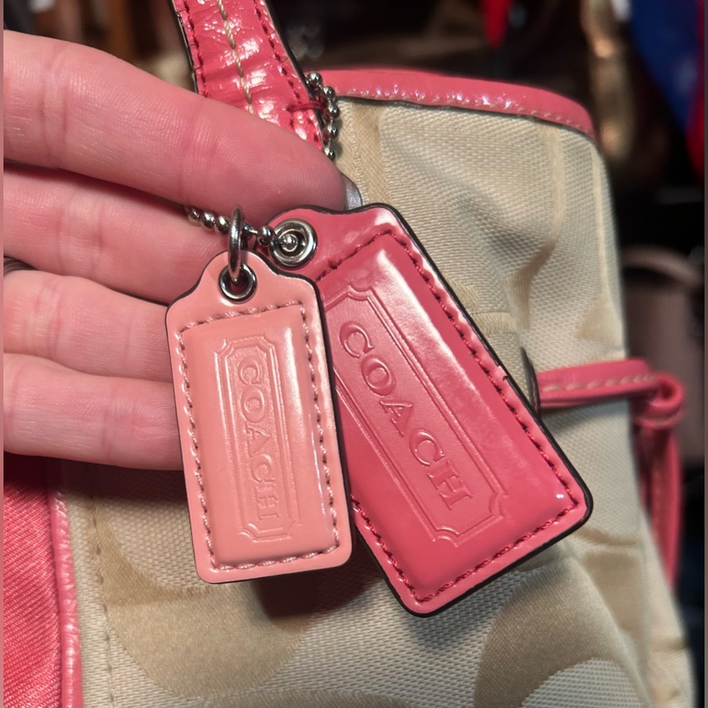 2013 Coach Pink Signature Stripe Carryall Tote Satchel Bag w/ Duel Hangtags - Picture 2 of 15